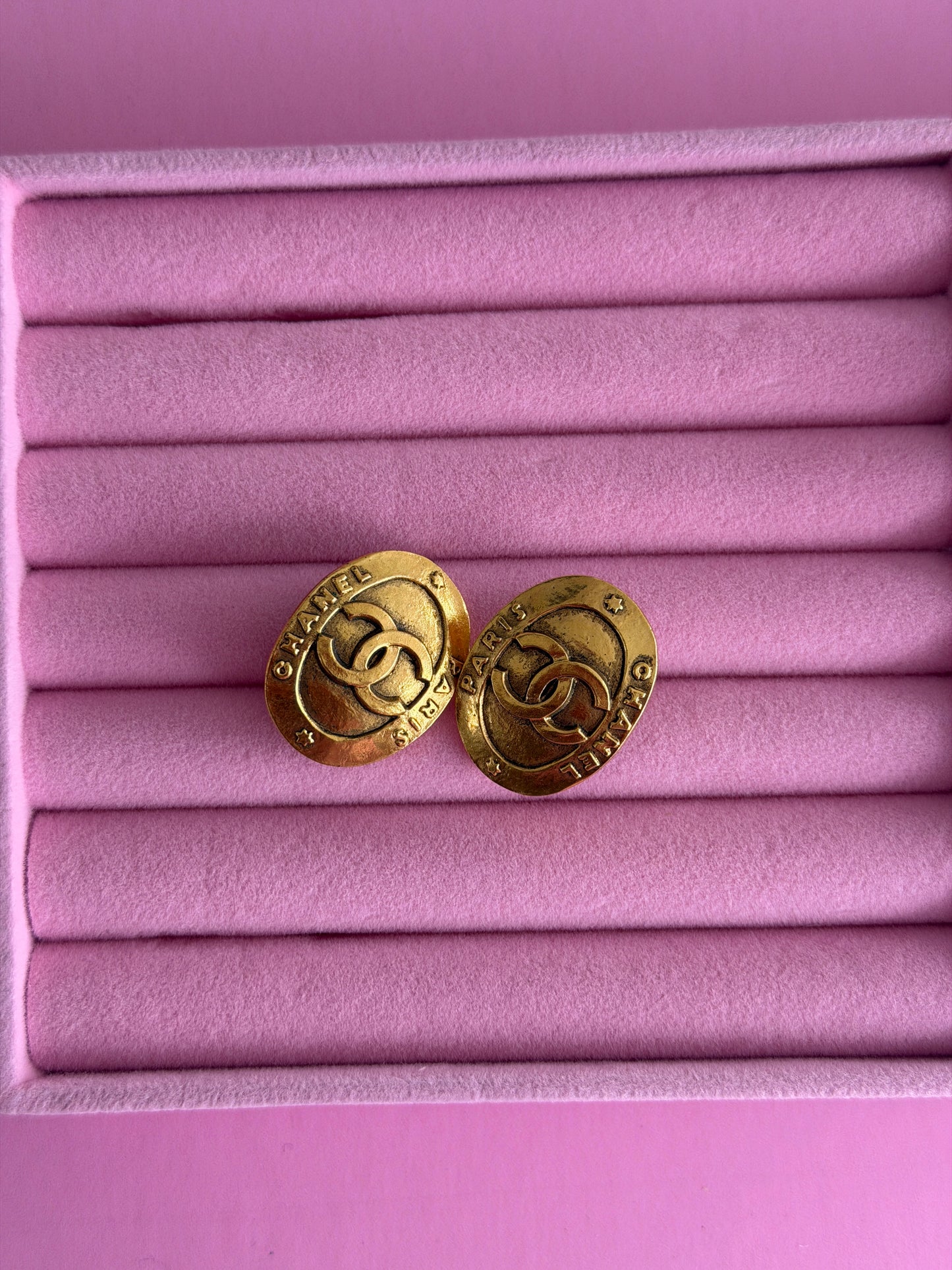 Pre-Owned CC Gold-Plated Clip-On Earrings