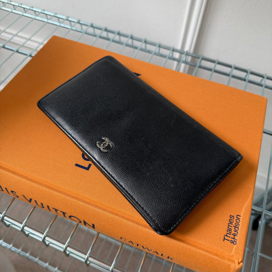 Pre-Owned Black Caviar Leather Organiser Wallet