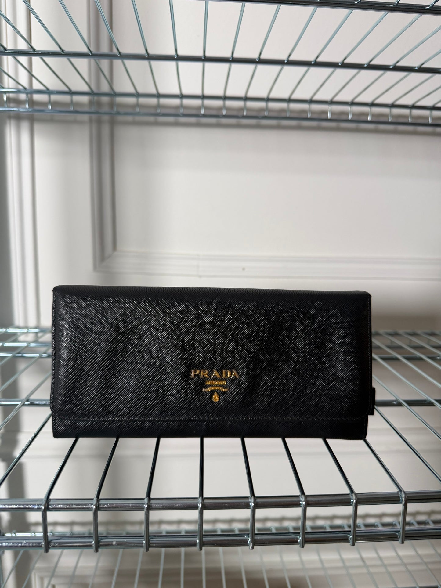 Pre-Owned Black Saffiano Leather Fold Wallet