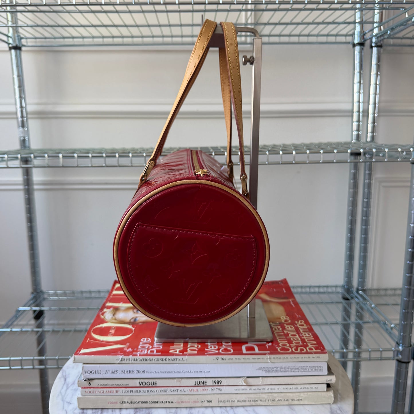 Pre-Owned Red Monogram Vernis Leather Papillon 30