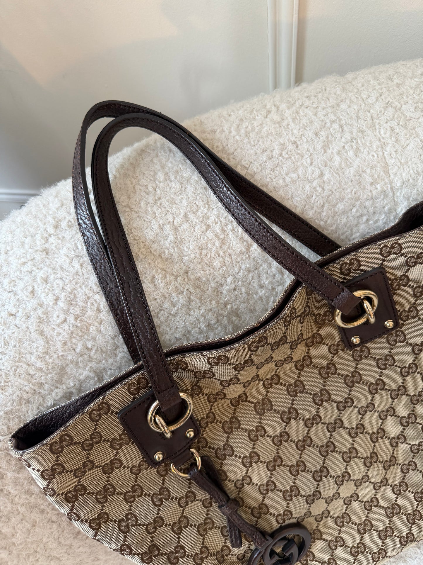 Pre-Owned Beige/Brown GG Canvas Tote Bag
