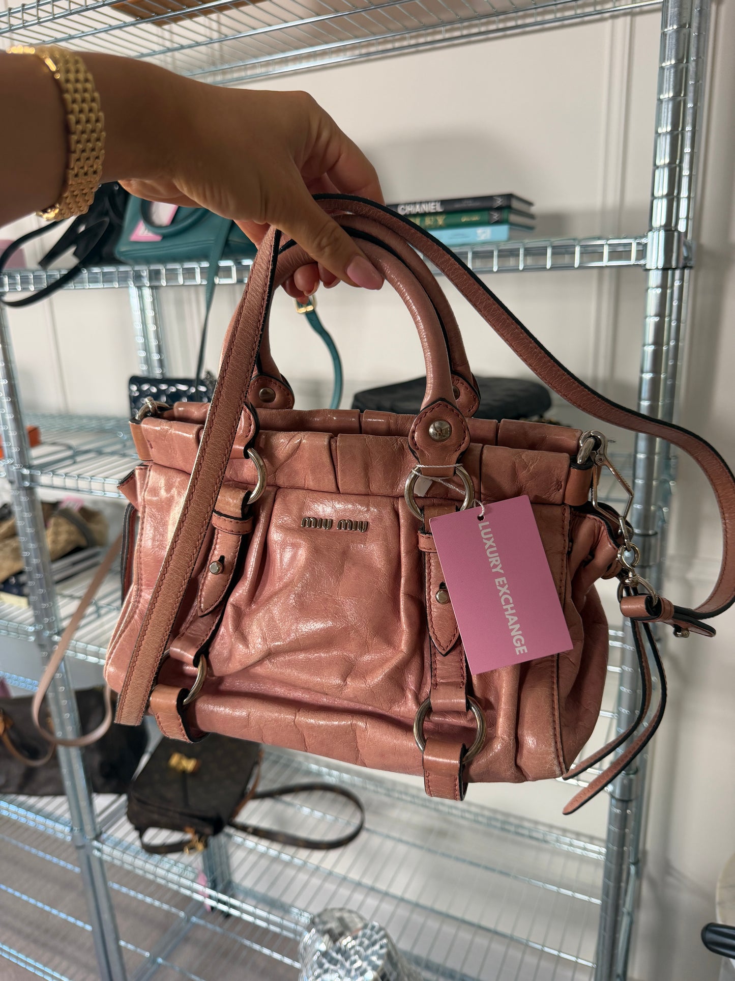 Pre-Owned Pink Nappa Leather Handbag w/Crossbody Strap