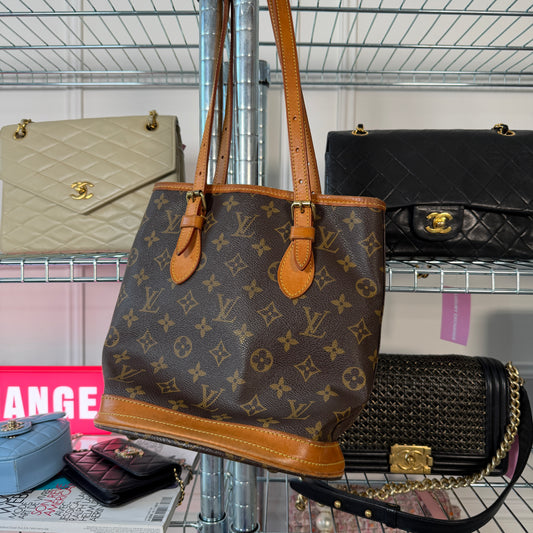 Pre-Owned LV Monogram Canvas Bucket Bag PM
