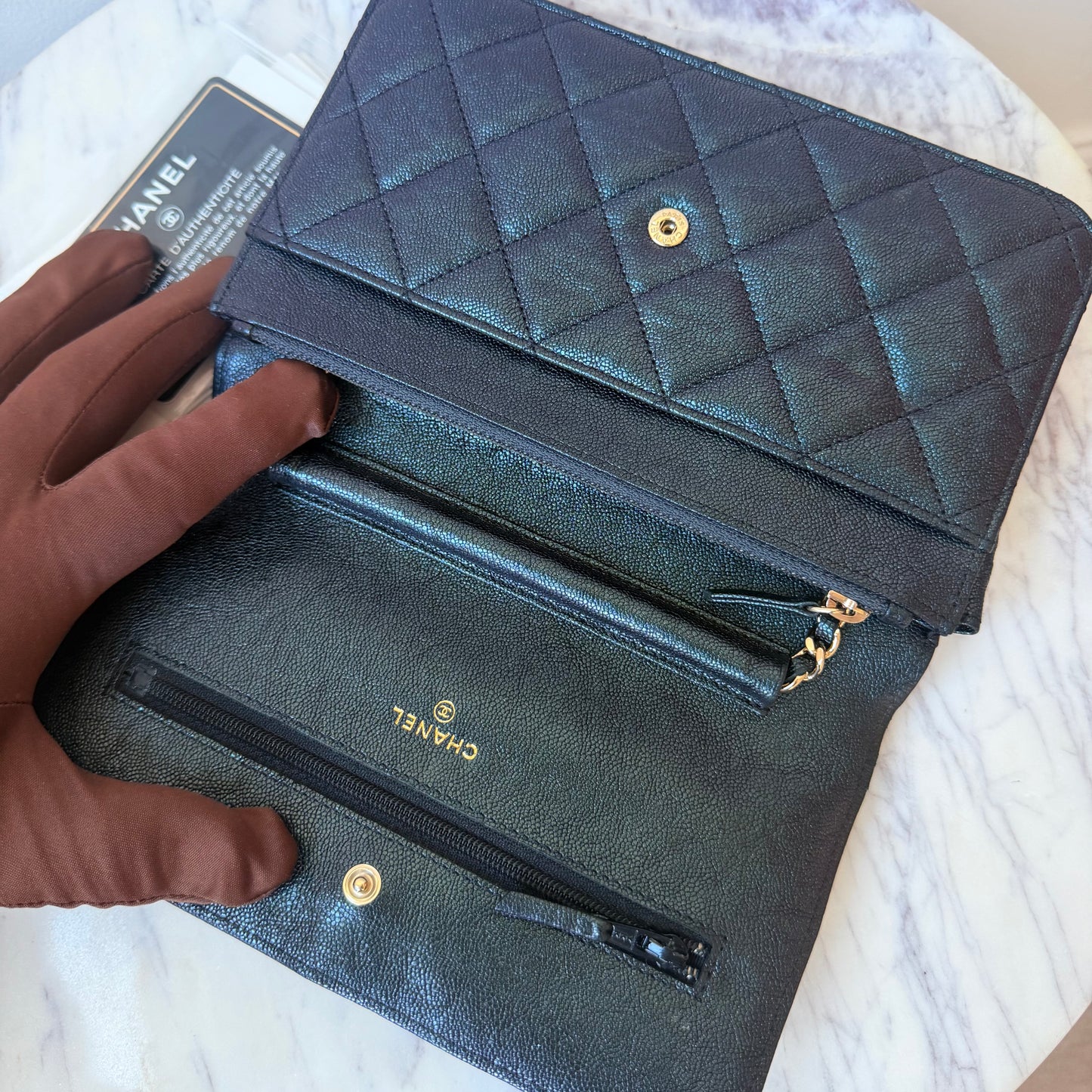 2019 Iridescent Shiny Caviar Leather Wallet on Chain Handbag