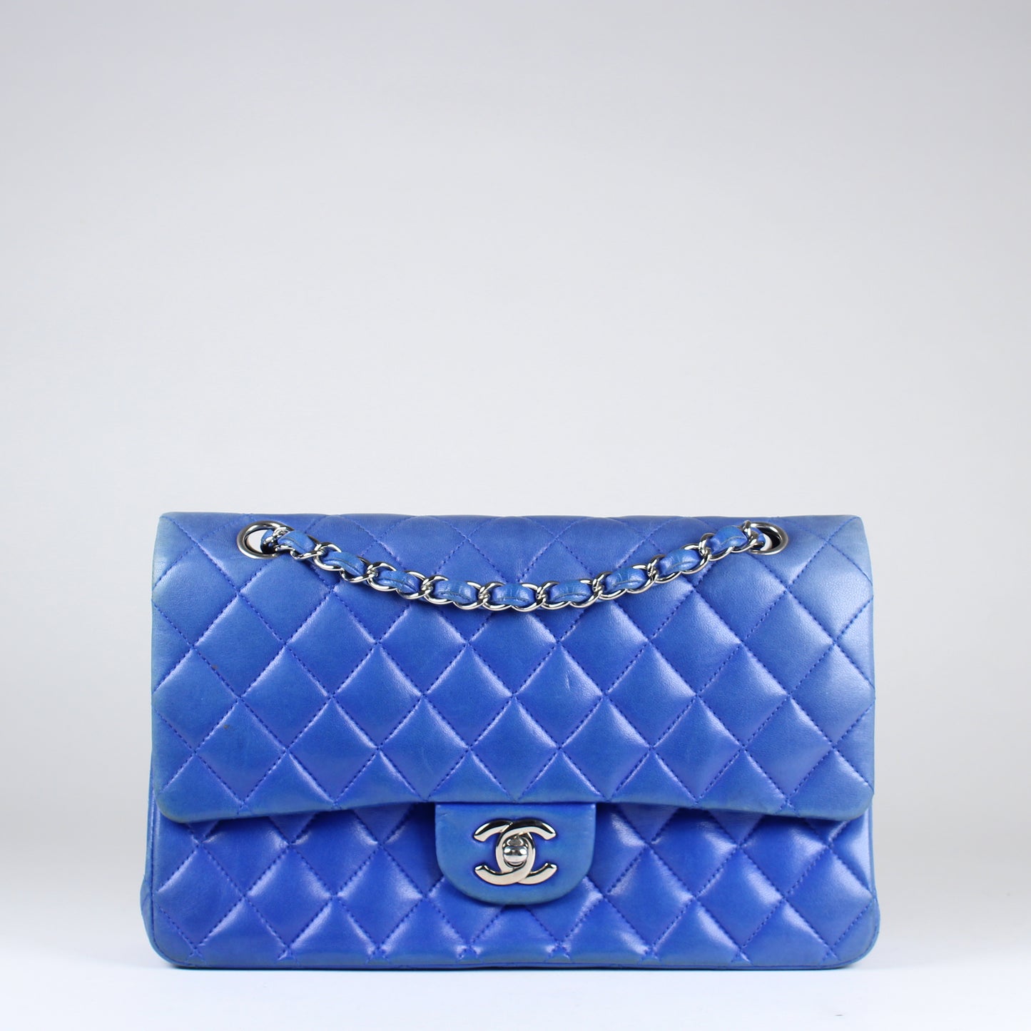 Medium Classic Double Flap