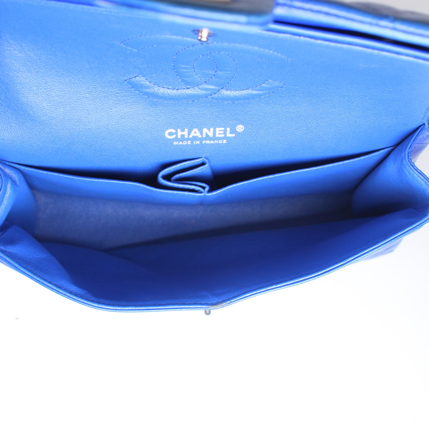 Medium Classic Double Flap