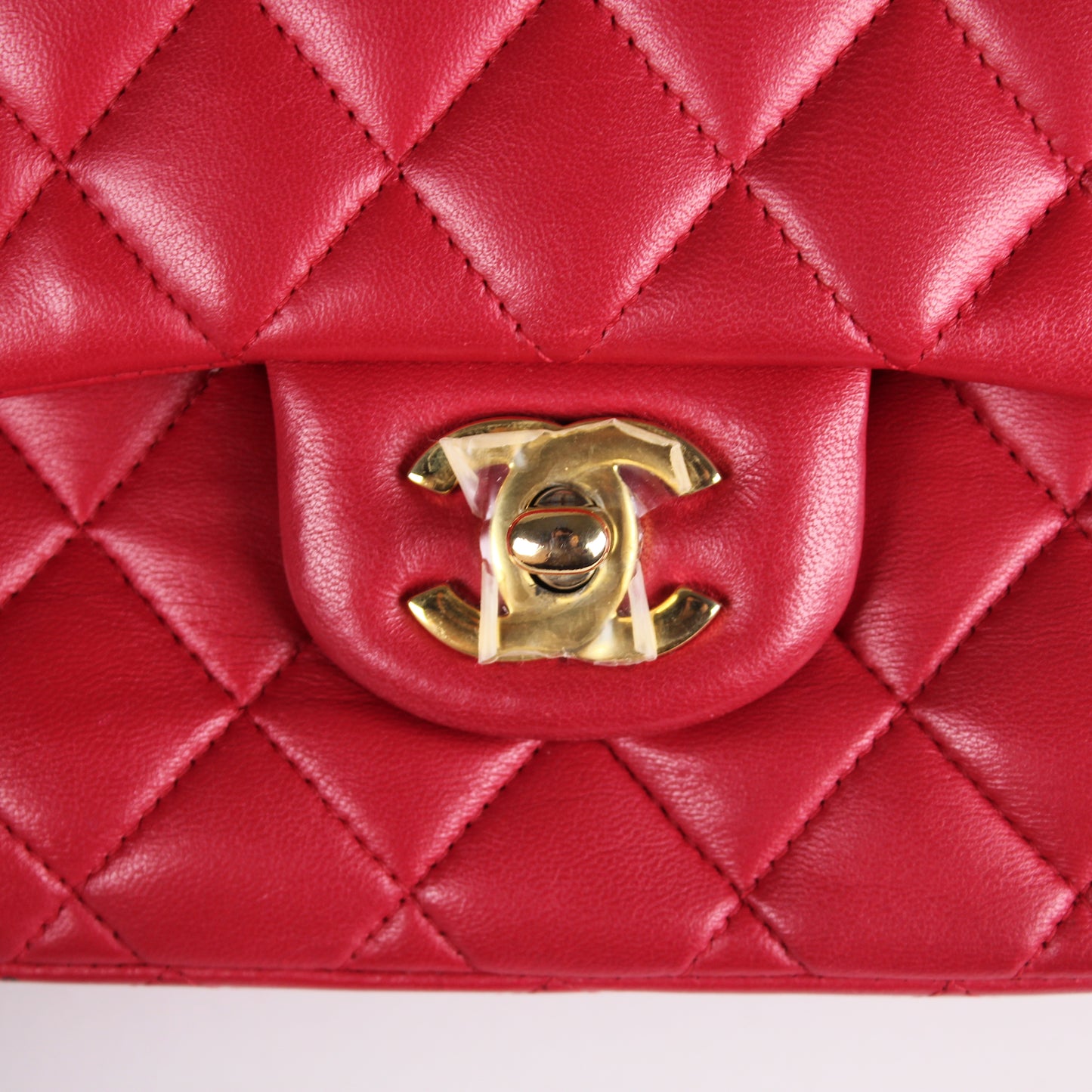 Medium Classic Double Flap