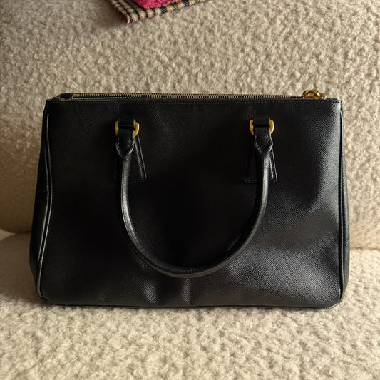 Black Saffiano Leather Galleria Handbag