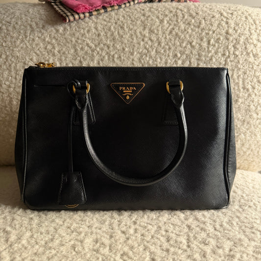 Black Saffiano Leather Galleria Handbag