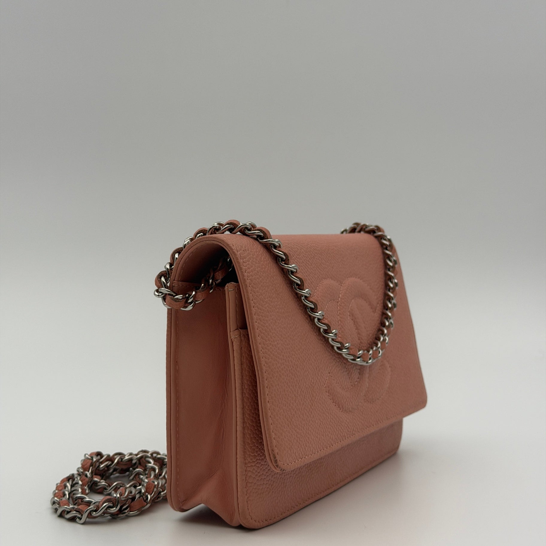Pre-Owned Pink Timeless Caviar Leather Wallet on Chain