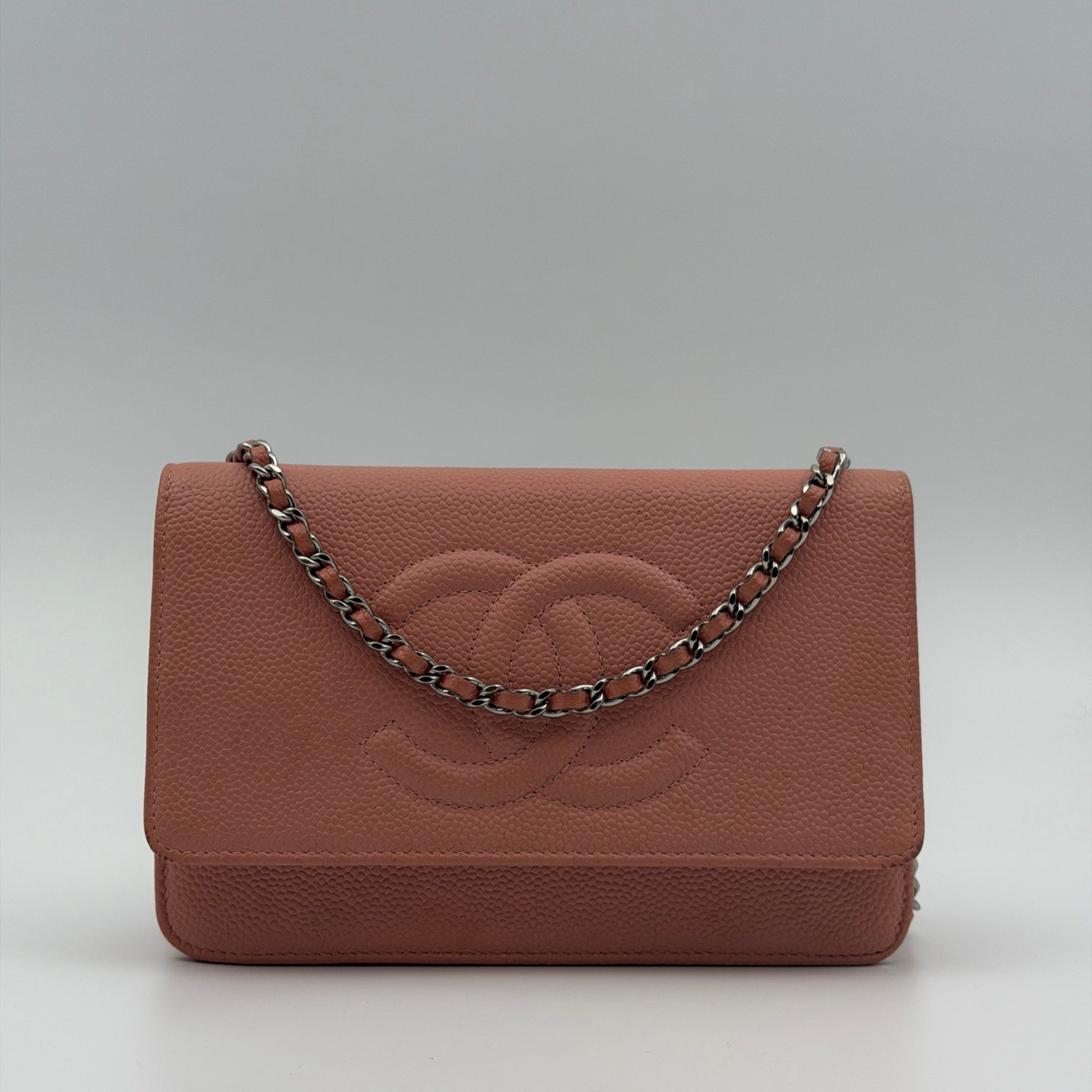 Pre-Owned Pink Timeless Caviar Leather Wallet on Chain