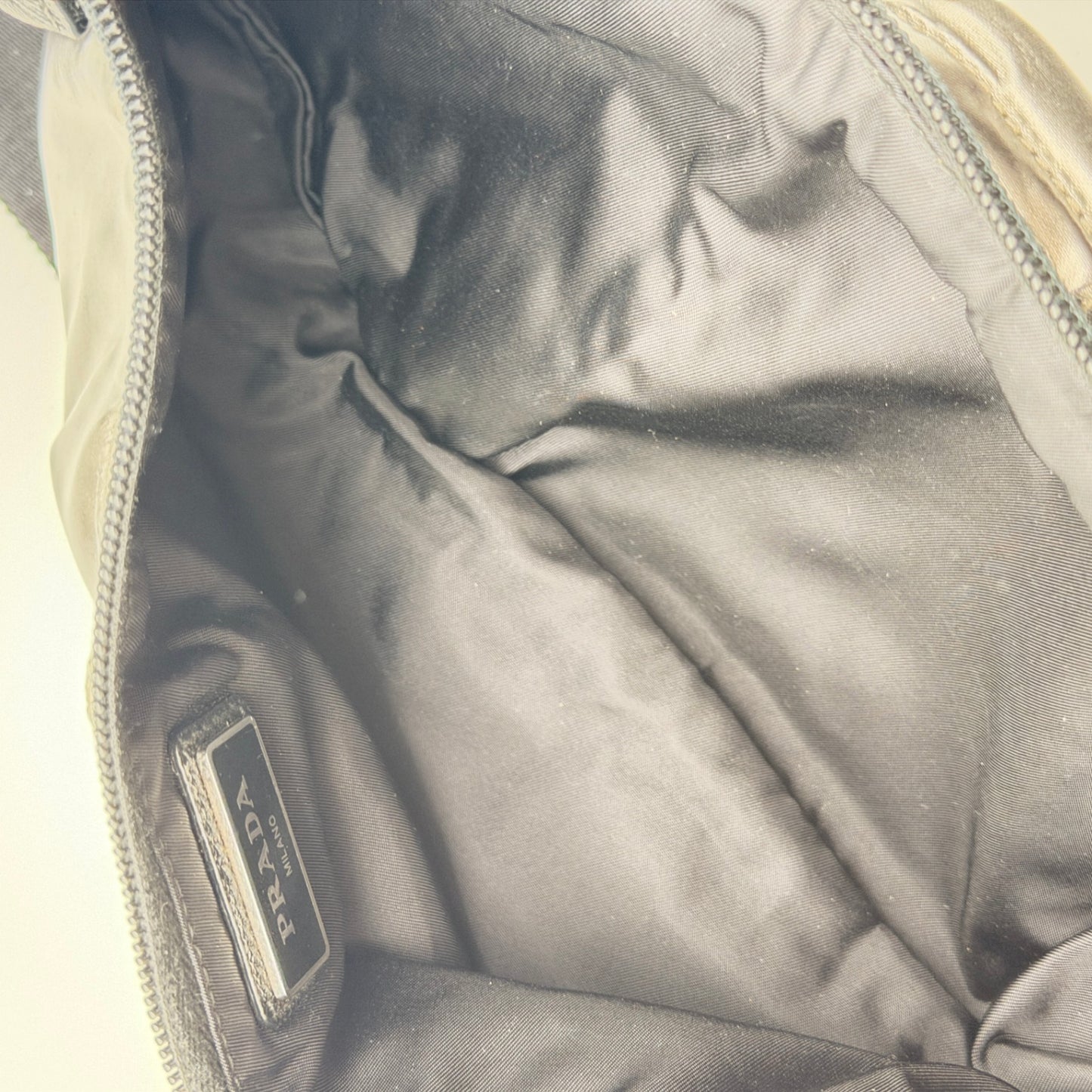 Pre-Owned Silver Metallic Nylon Bum Bag One Size