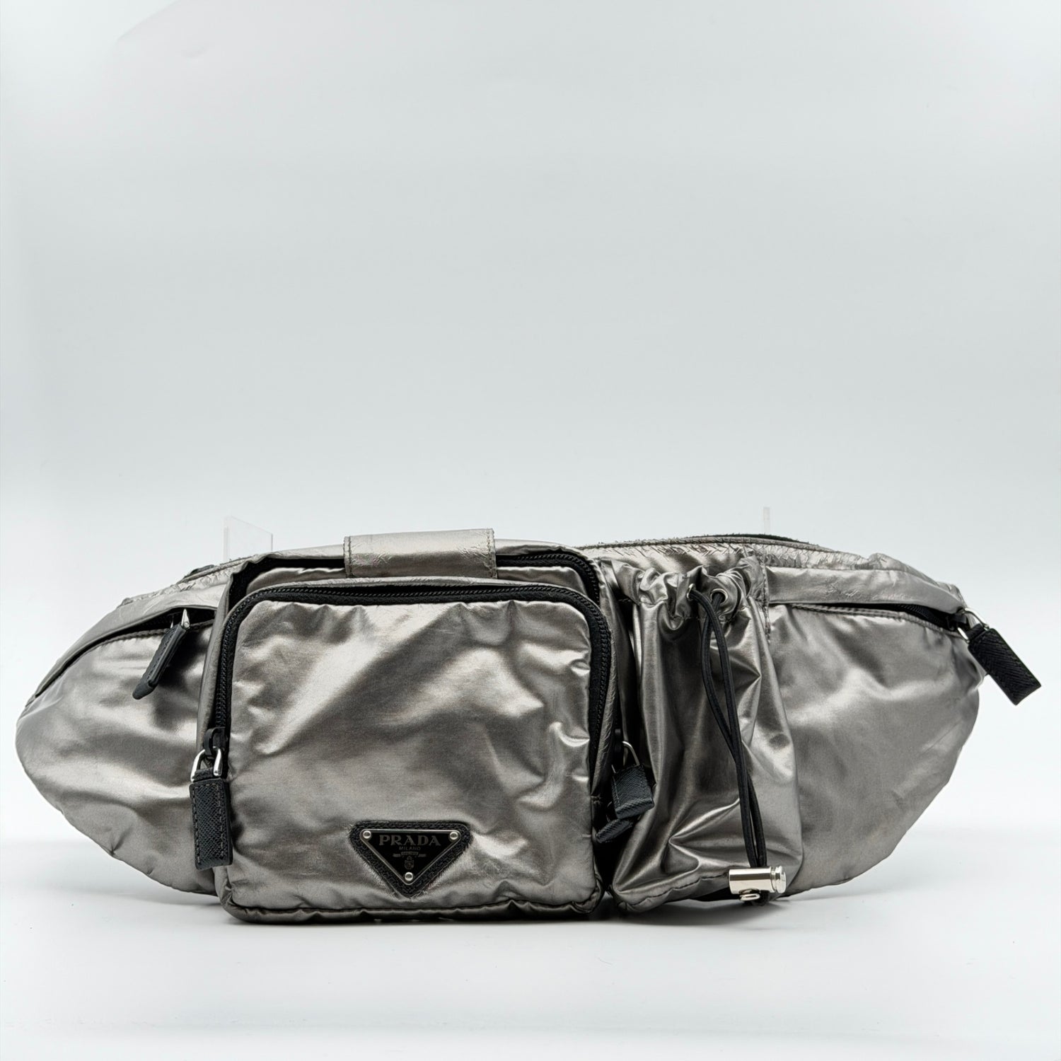 Pre-Owned Silver Metallic Nylon Bum Bag One Size