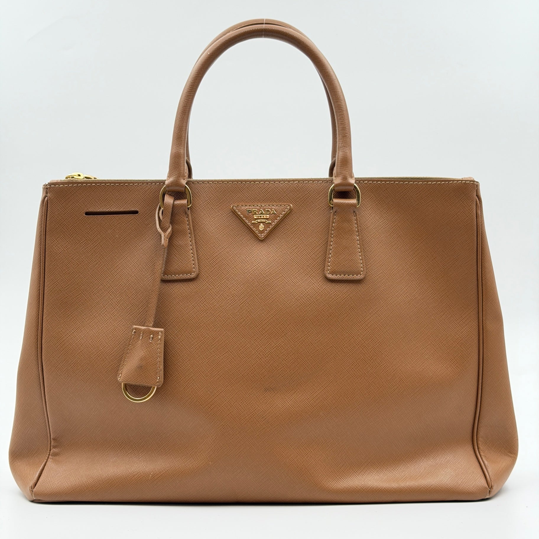Pre-Owned Brown Saffiano Leather Galleria Large
