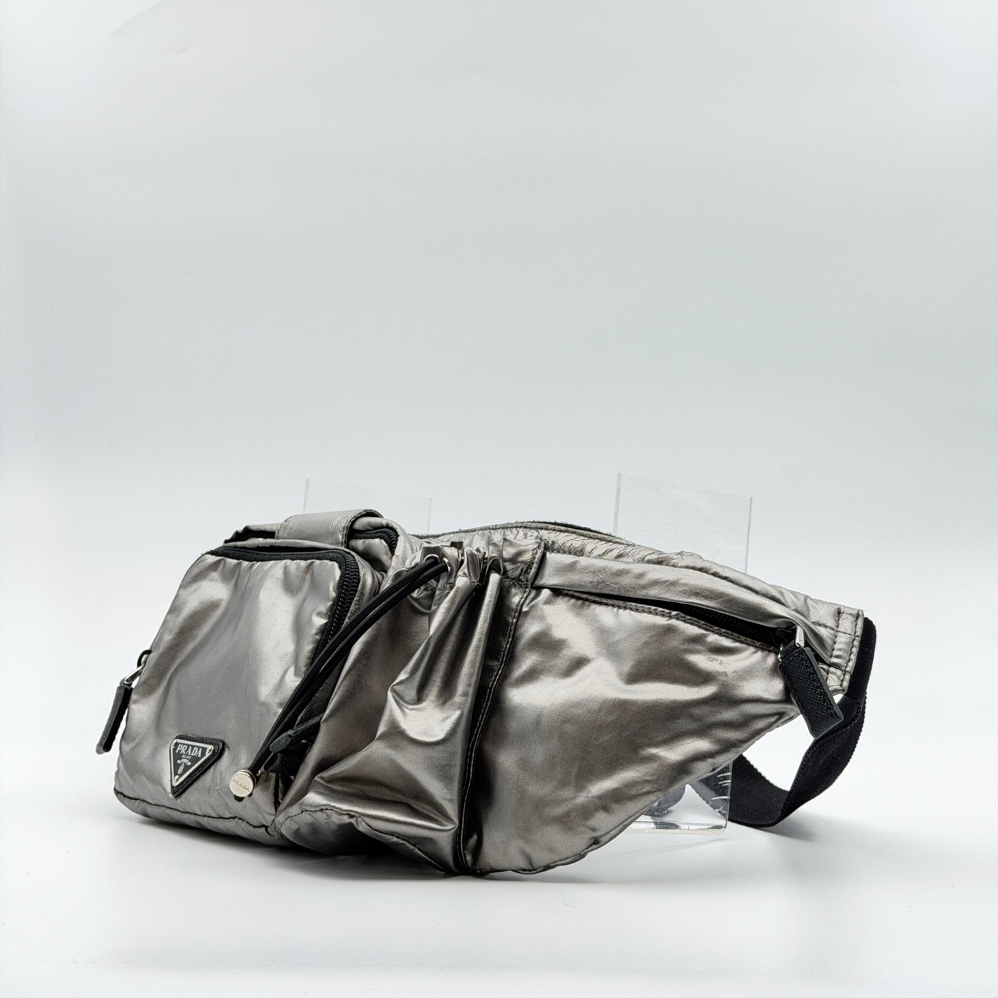 Pre-Owned Silver Metallic Nylon Bum Bag One Size