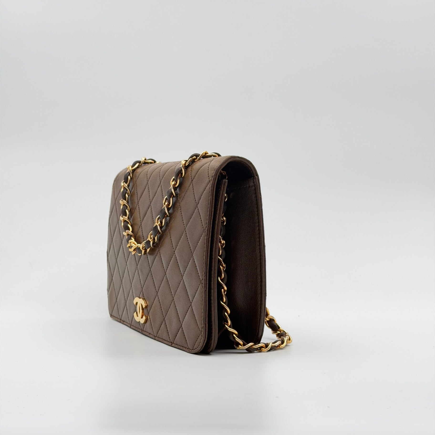 Pre-Owned Khaki Lambskin Full Flap Shoulder Bag