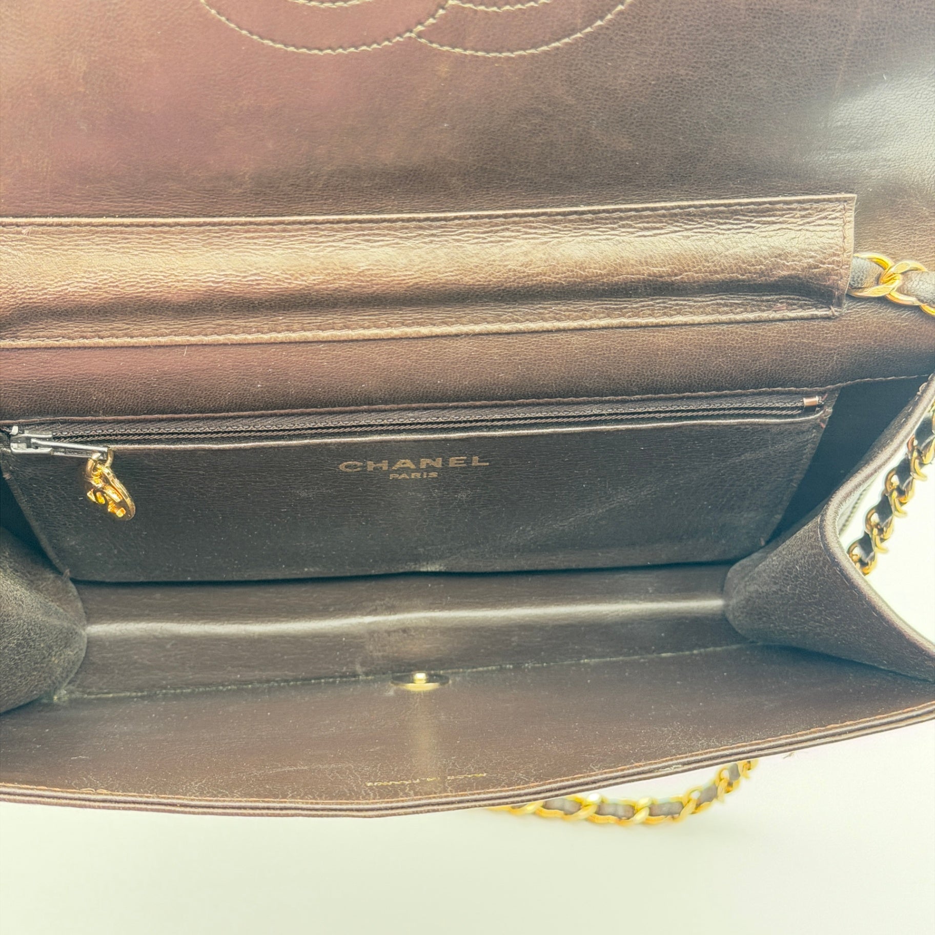 Pre-Owned Khaki Lambskin Full Flap Shoulder Bag