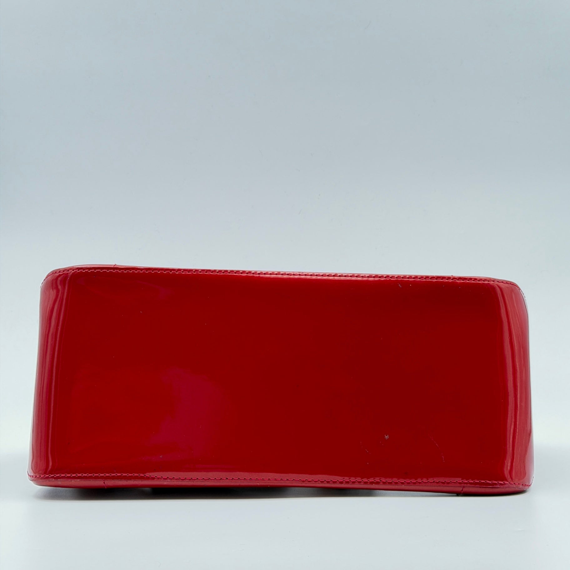 Pre-Owned Red Monogram Vernis Leather Shoulder Bag