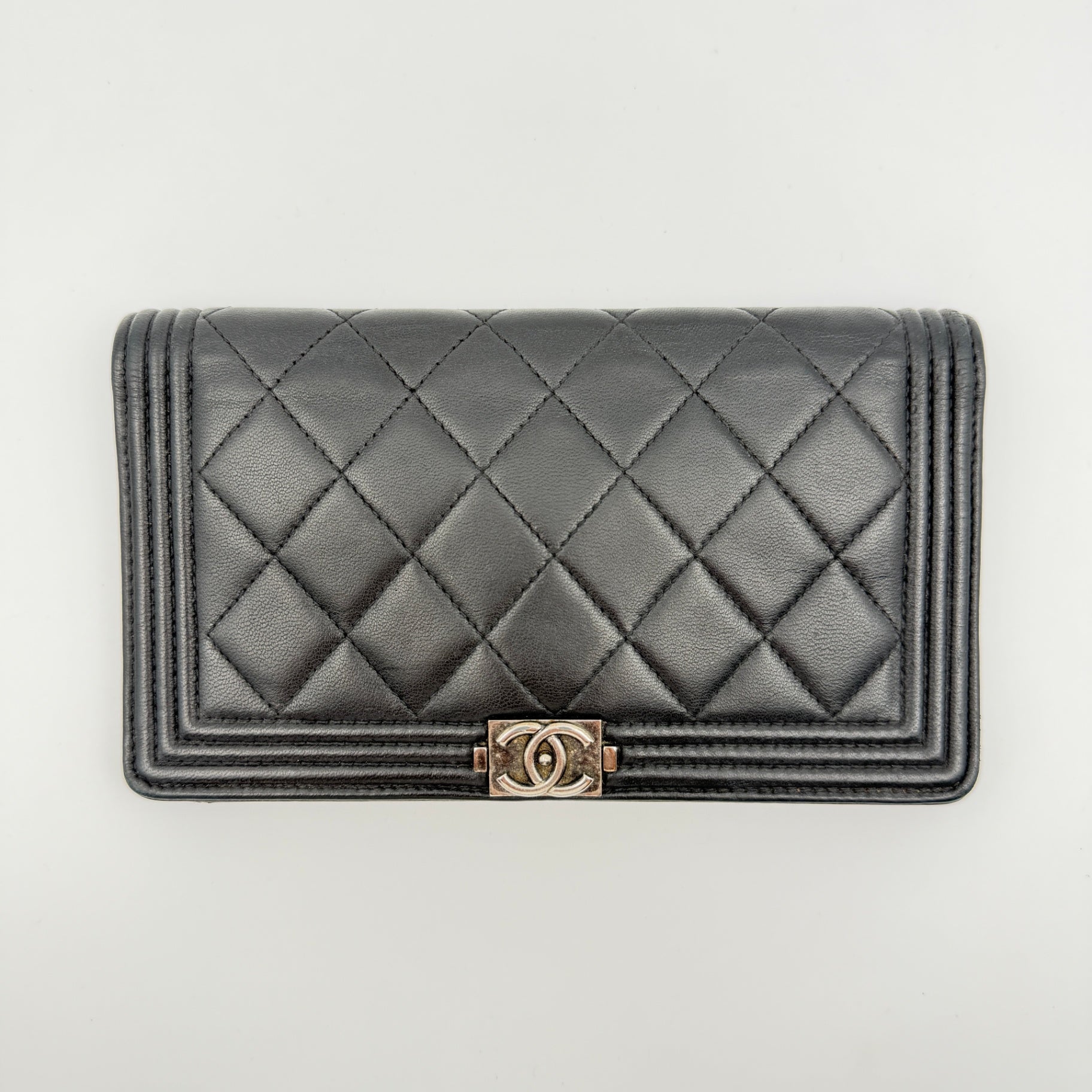 Pre-Owned Black 'Boy' Lambskin Organiser Wallet