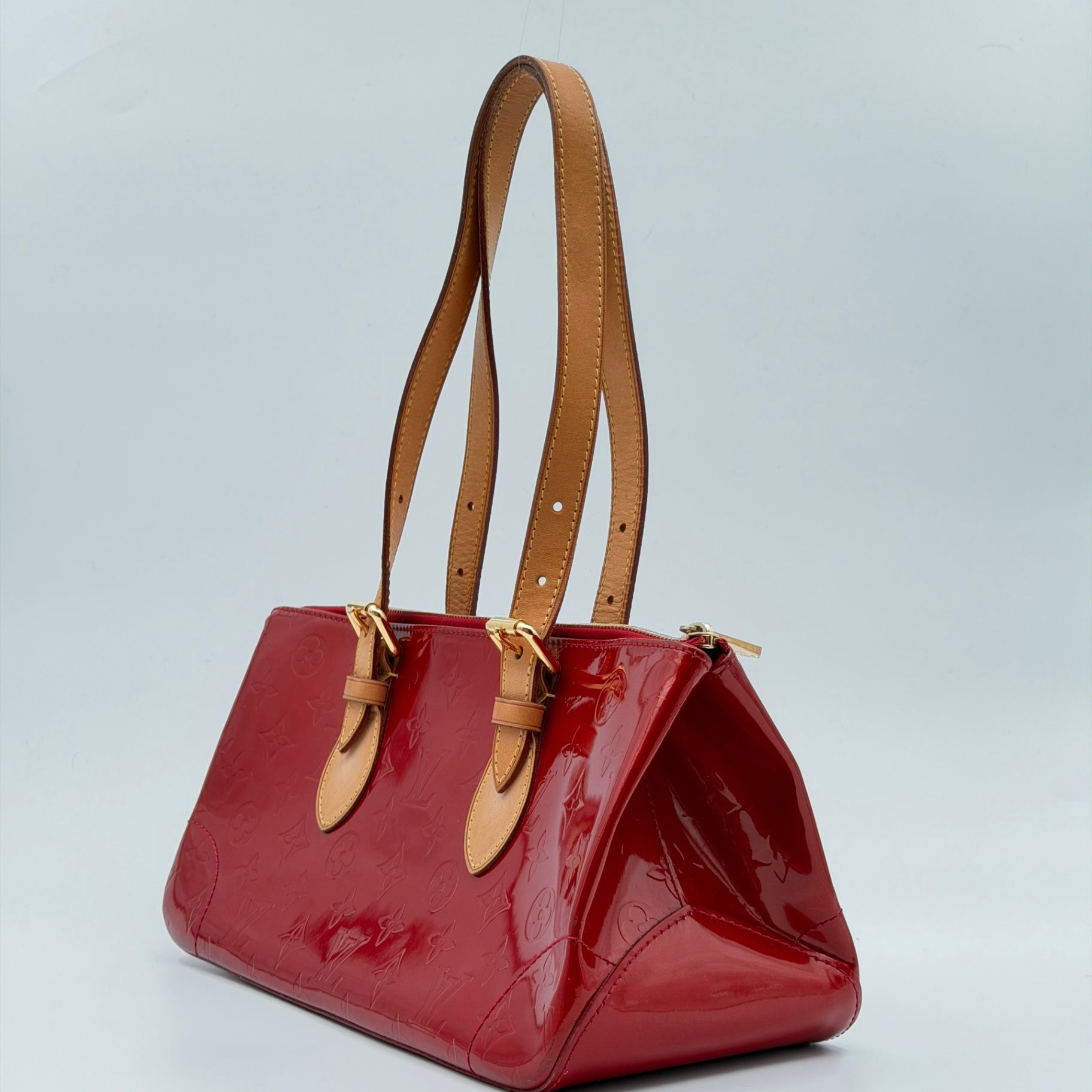 Pre-Owned Red Monogram Vernis Leather Shoulder Bag