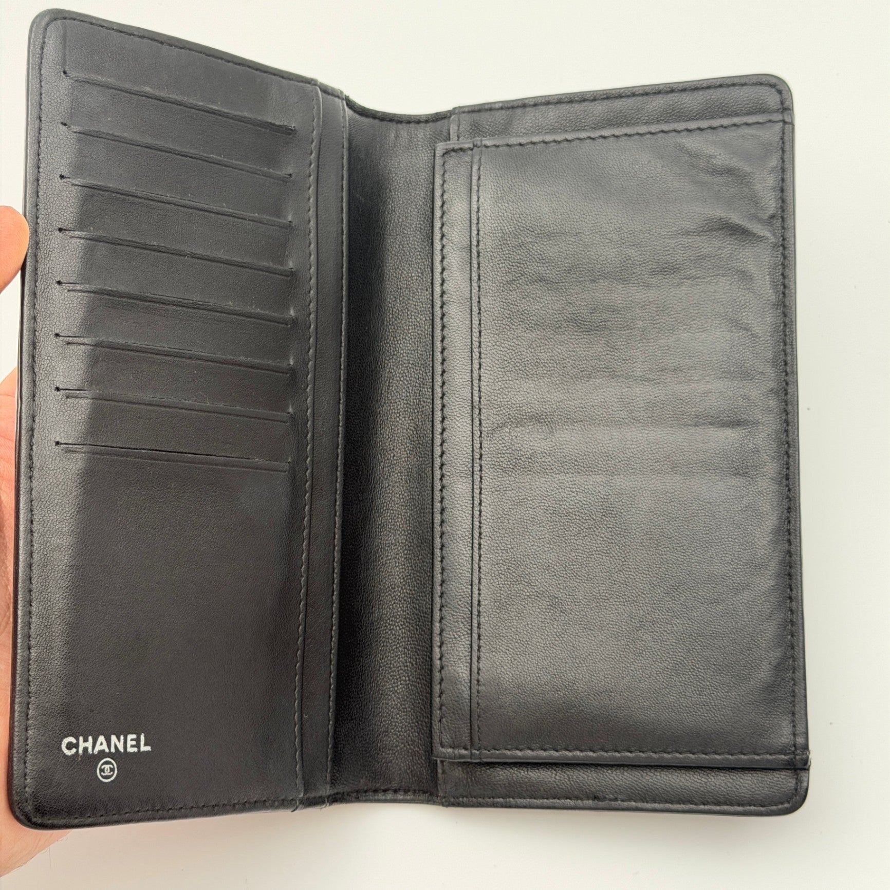 Pre-Owned Black 'Boy' Lambskin Organiser Wallet