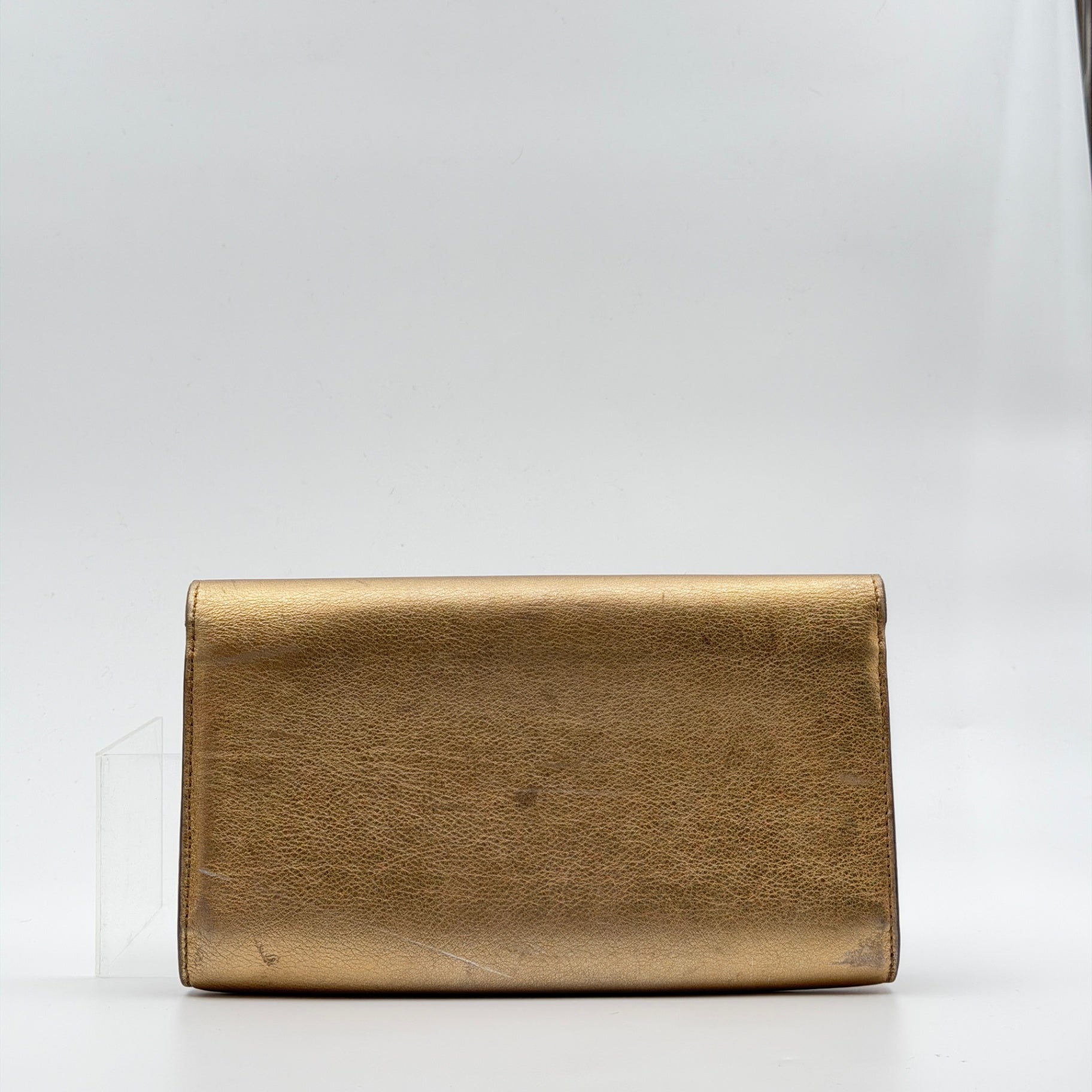 Pre-Owned Gold Metallic Calfskin Leather Clutch Bag