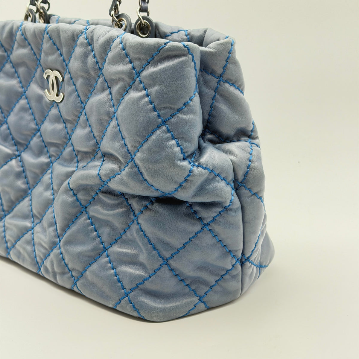 Pre-Owned Washed Blue Lambskin Leather Shopper Tote