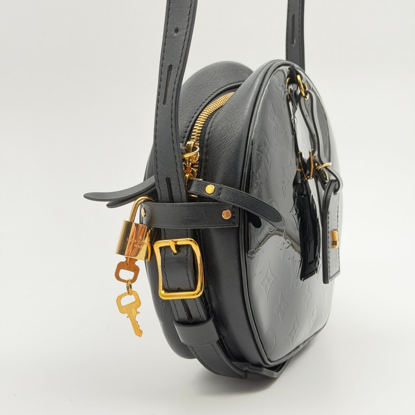 Pre-Owned Black Monogram Vernis Leather Boite Chapeau MM Souple Crossbody Bag