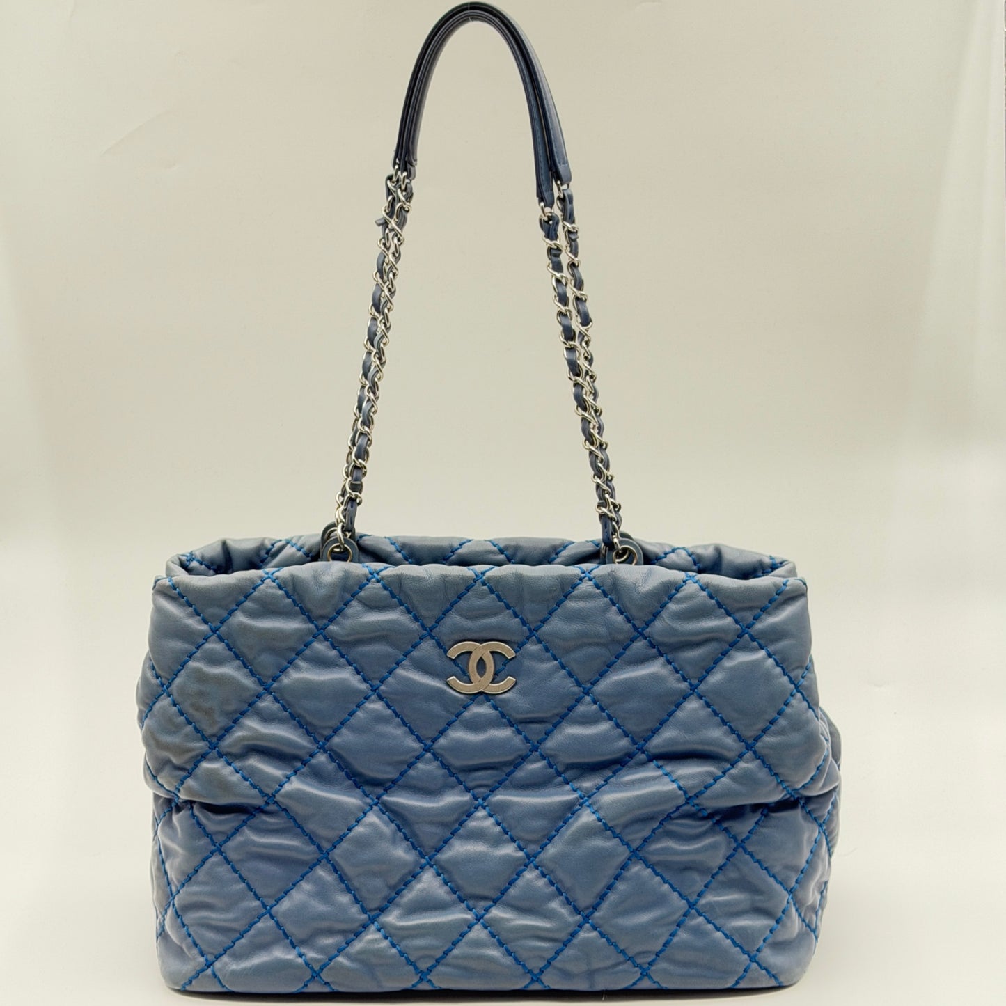 Pre-Owned Washed Blue Lambskin Leather Shopper Tote