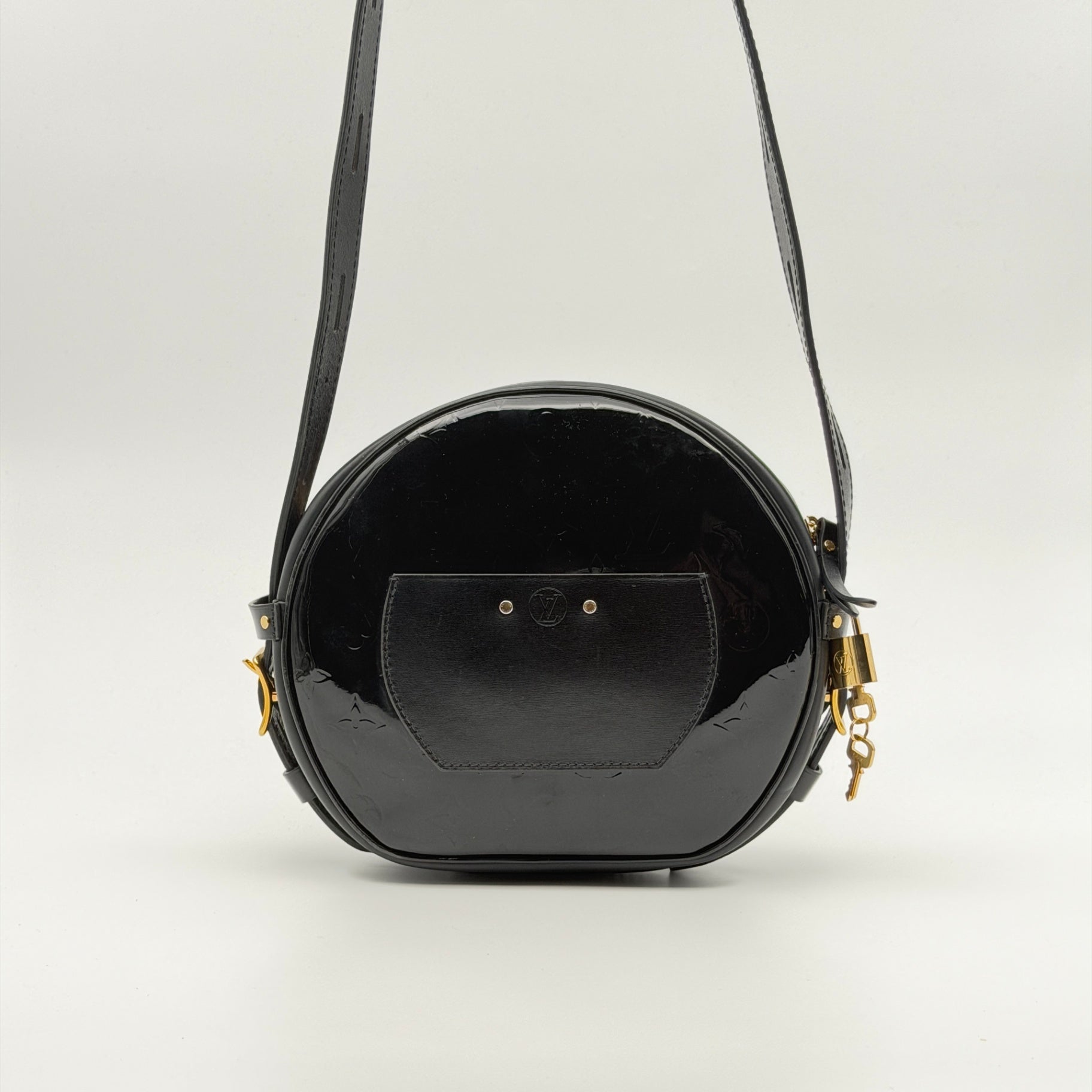 Pre-Owned Black Monogram Vernis Leather Boite Chapeau MM Souple Crossbody Bag
