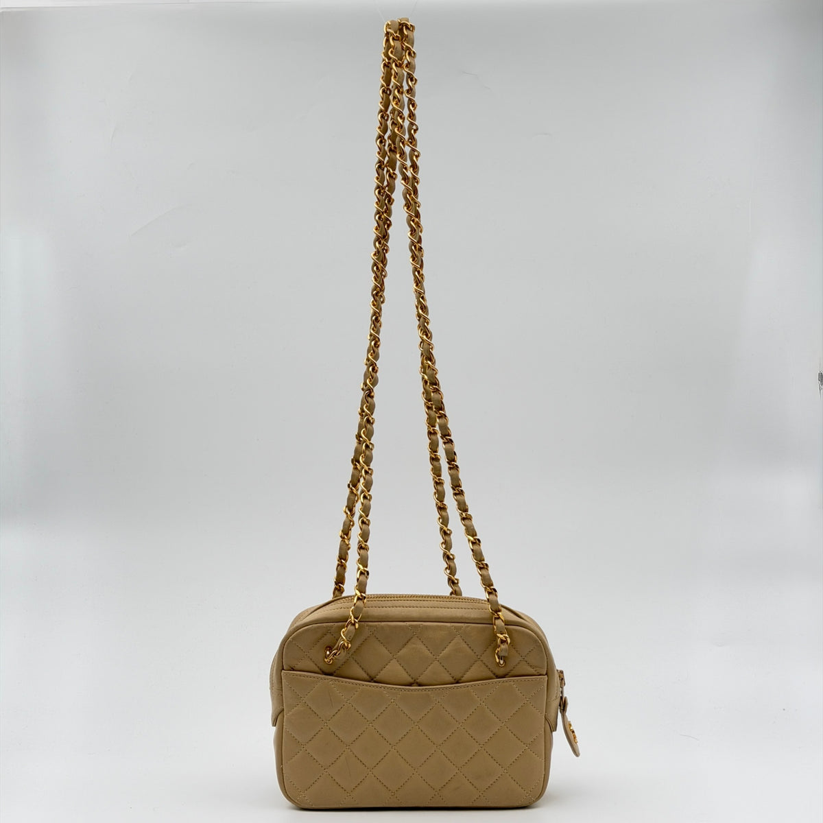 Pre-Owned Beige Matelassé Lambskin Leather Camera Bag