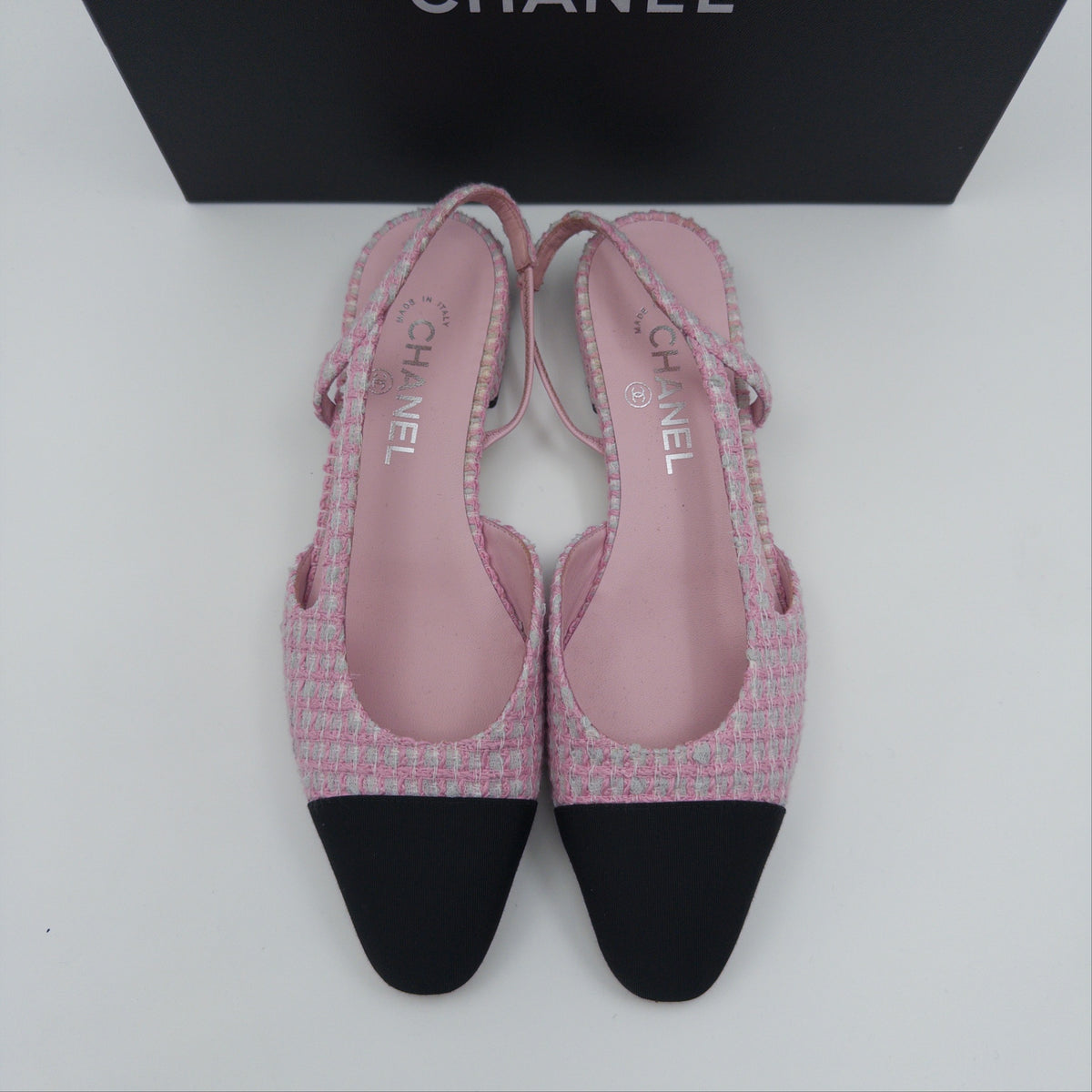 Pre-Owned Pink 39.5 Tweed Pumps