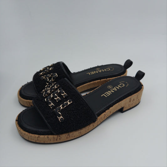 Pre-Owned Black 'CHANEL' Tweed Shoes (38)