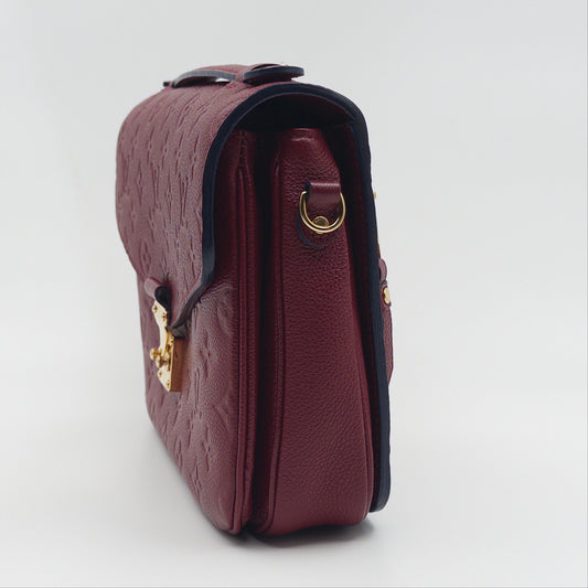 Pre-Owned Red Empreinte Leather Pochette Metis Crossbody Bag
