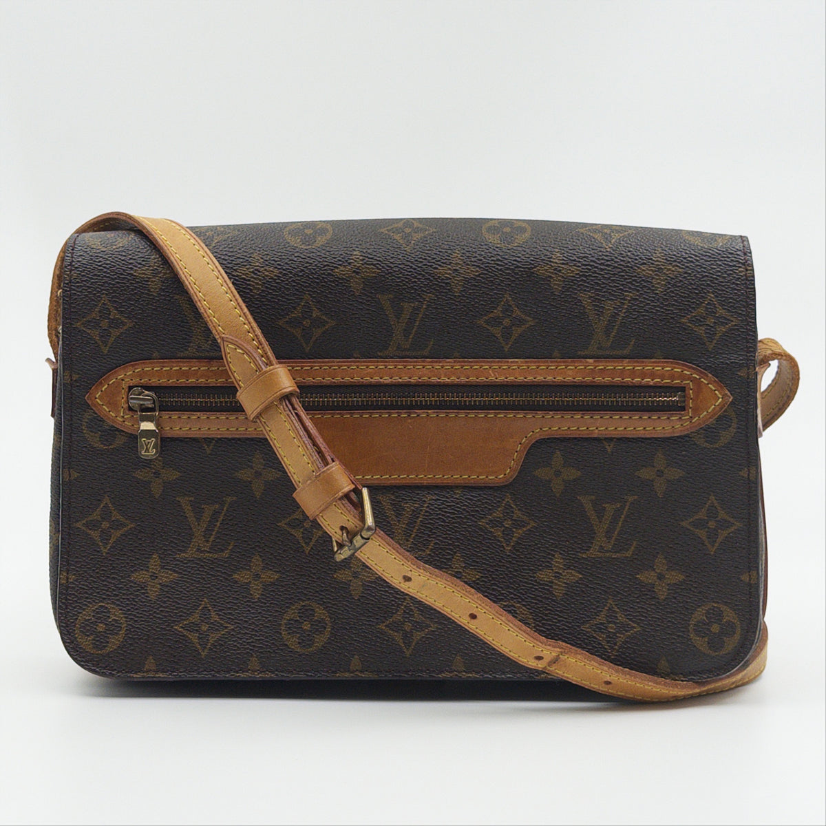 Pre-Owned LV Monogram Canvas Saint Germain Crossbody Bag