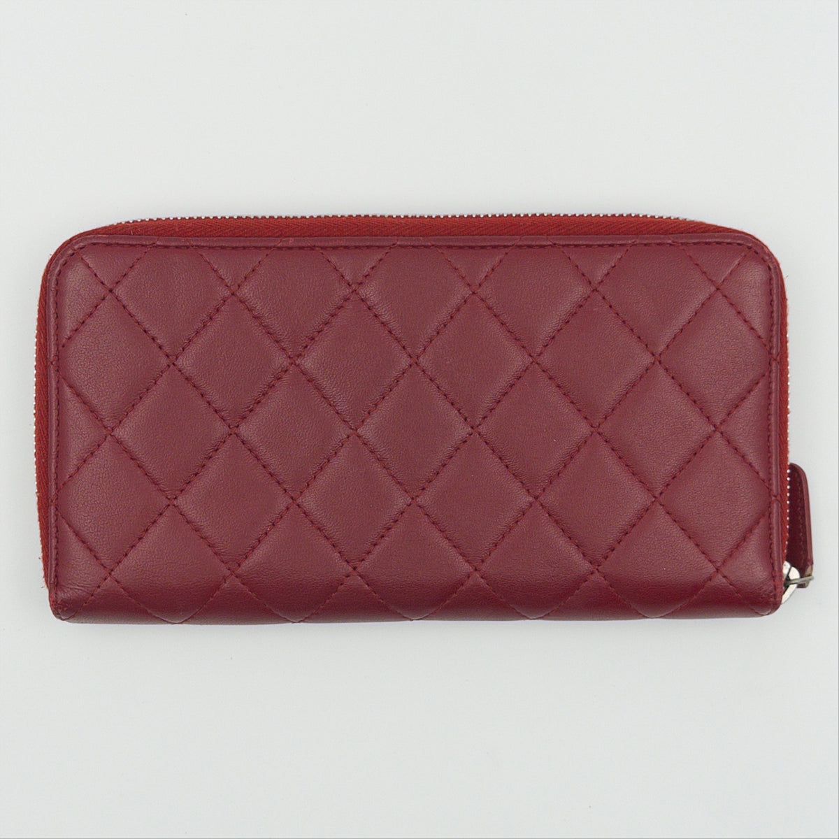 Pre-Owned Red Lambskin Leather Zip Wallet