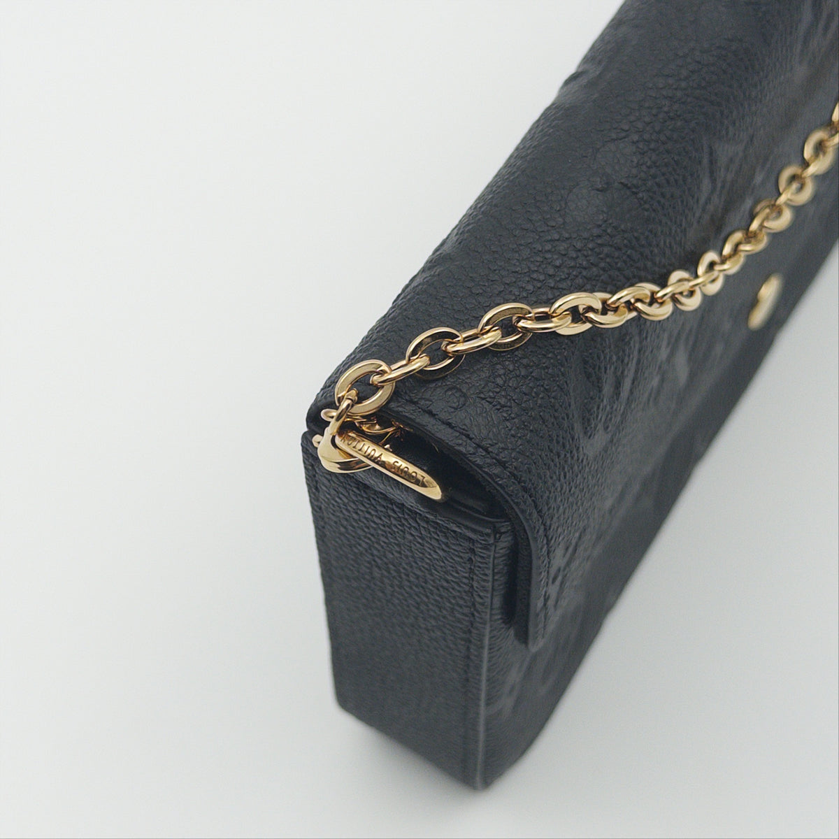 Pre-Owned Black Monogram Empreinte Leather Wallet on Chain