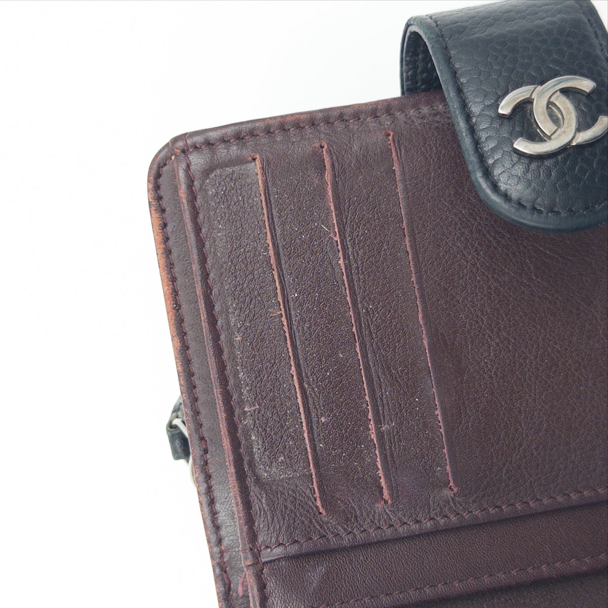 Pre-Owned Black Matelassé Caviar Leather Fold Wallet