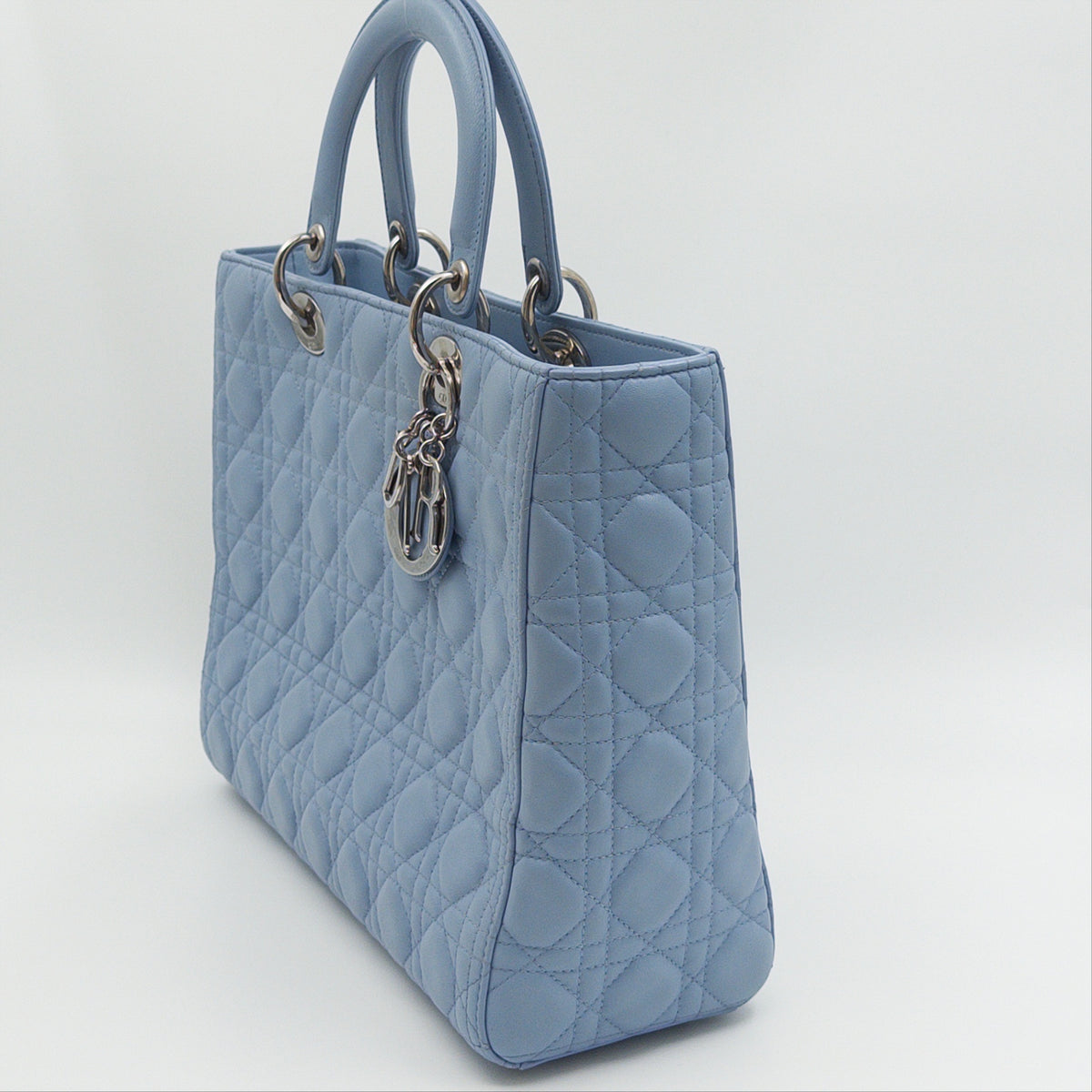 Pre-Owned Light Blue Large Lambskin Lady Dior