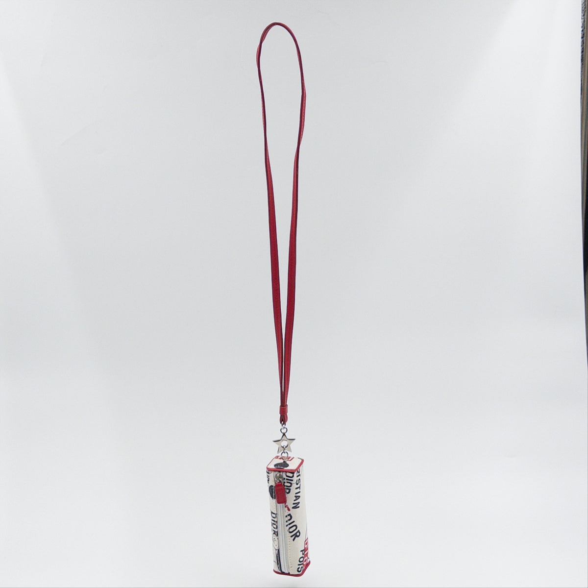 Pre-Owned White J'adior Canvas Lipstick Bag