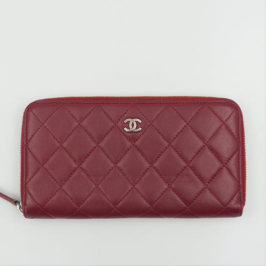 Pre-Owned Red Lambskin Leather Zip Wallet