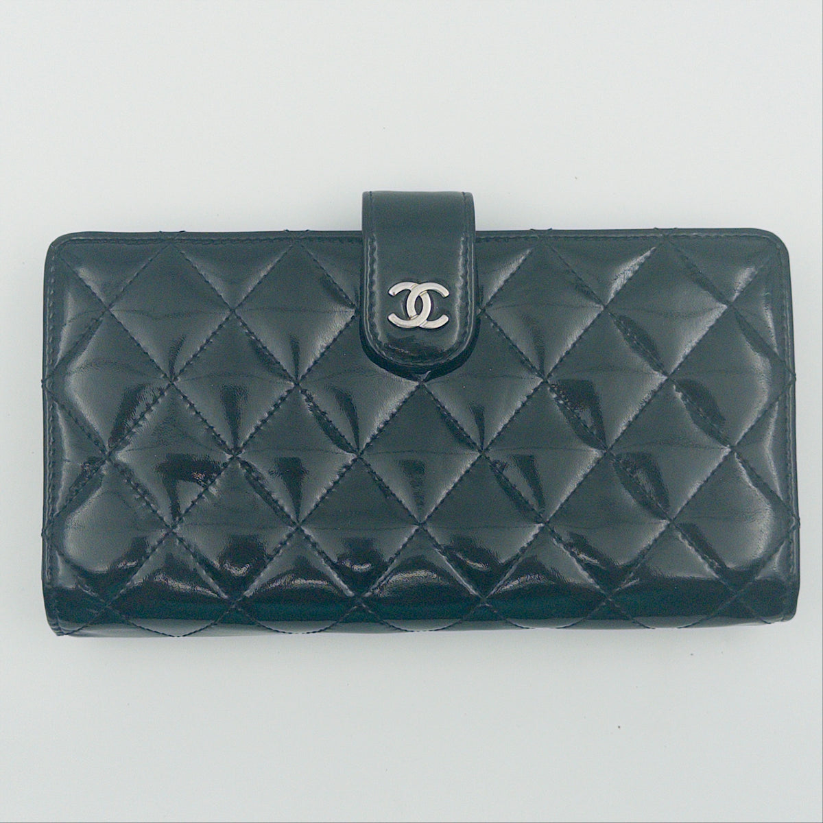 Pre-Owned Black Patent Leather Wallet