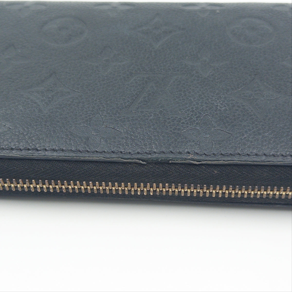 Pre-Owned Black Monogram Empreinte Leather Zip Wallet
