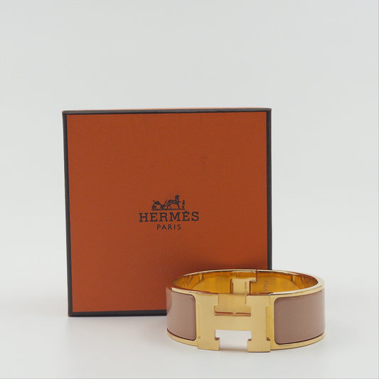 Pre-Owned Nymph Pink Enamel Gold-Plated Clic H Bracelet (PM)