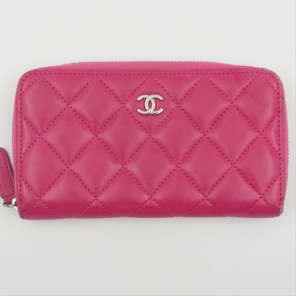 Pre-Owned Hot Pink Matelassé Lambskin Leather Zip Wallet