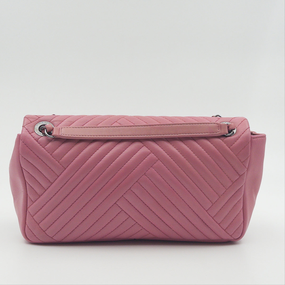 Pre-Owned Baby Pink Diagonal Quilted Lambskin Leather Single Flap Shoulder Bag