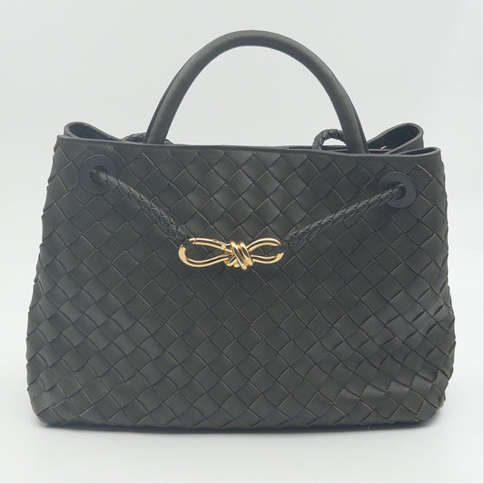 Pre-Owned Olive Green Intrecciato Medium Andiamo Bag