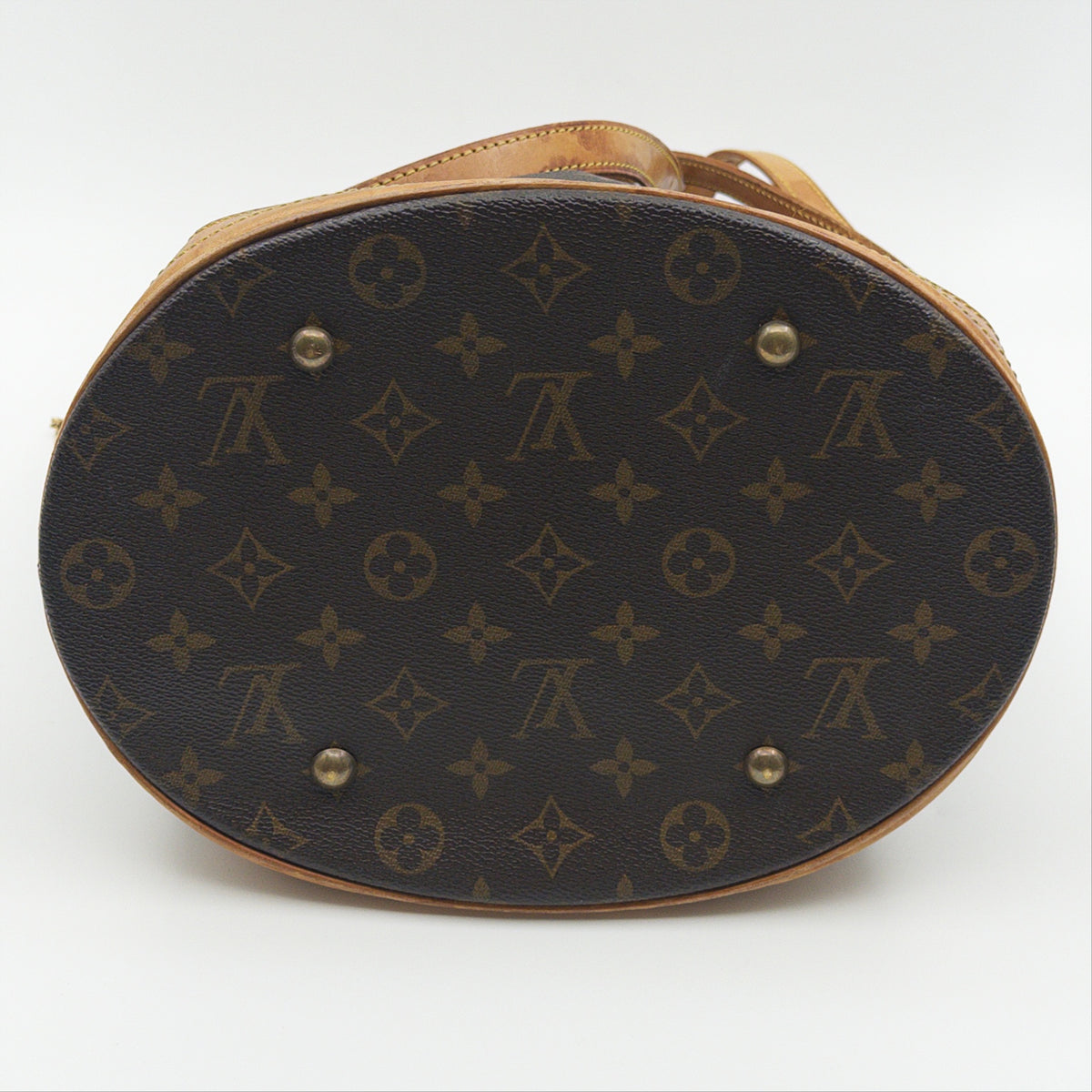 Pre-Owned LV Monogram MM Coated Canvas Bucket Bag