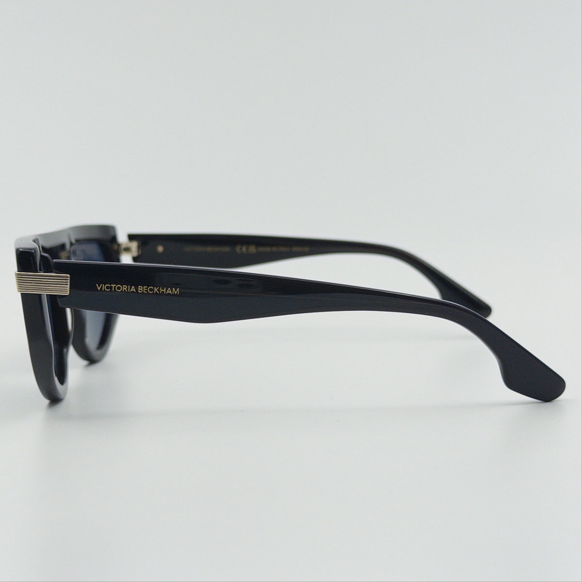 Pre-Owned Black Sunglasses