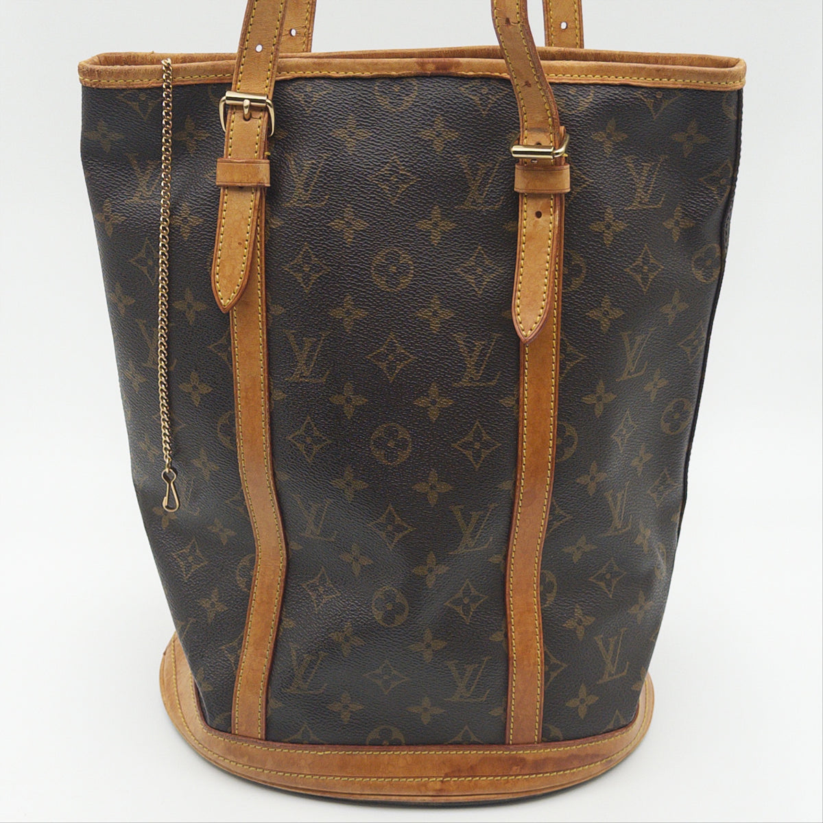 Pre-Owned LV Monogram MM Coated Canvas Bucket Bag